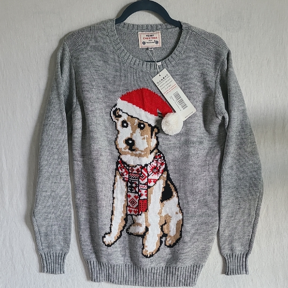 NWT Daisys Boutique Gray Sweater With Christmas Holiday Festive Dog Size Medium